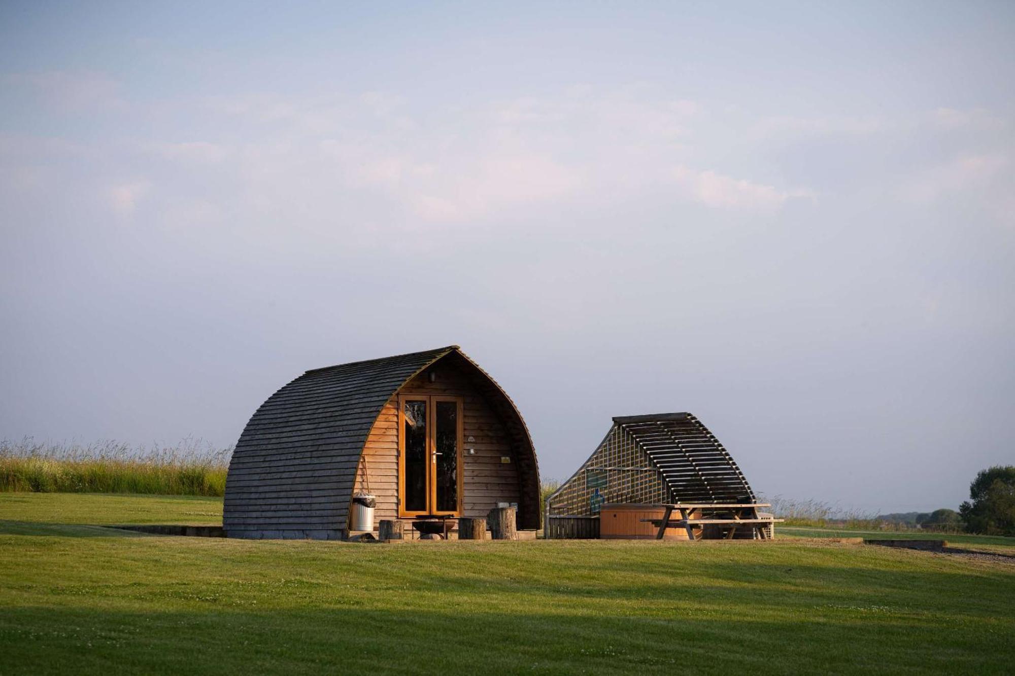 Sedgewell Barn By Wigwam Holidays Норталлертон Номер фото